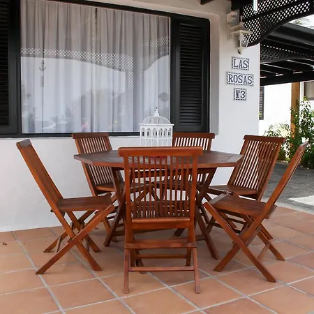 Casa Rosas By Buenavilla Ferienhaus Puerto del Carmen (Lanzarote)